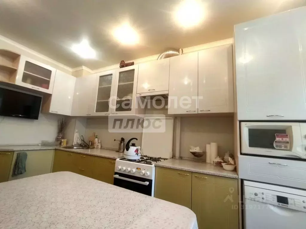 3-к кв. Башкортостан, Мелеуз Смоленская ул., 43 (68.6 м) - Фото 1