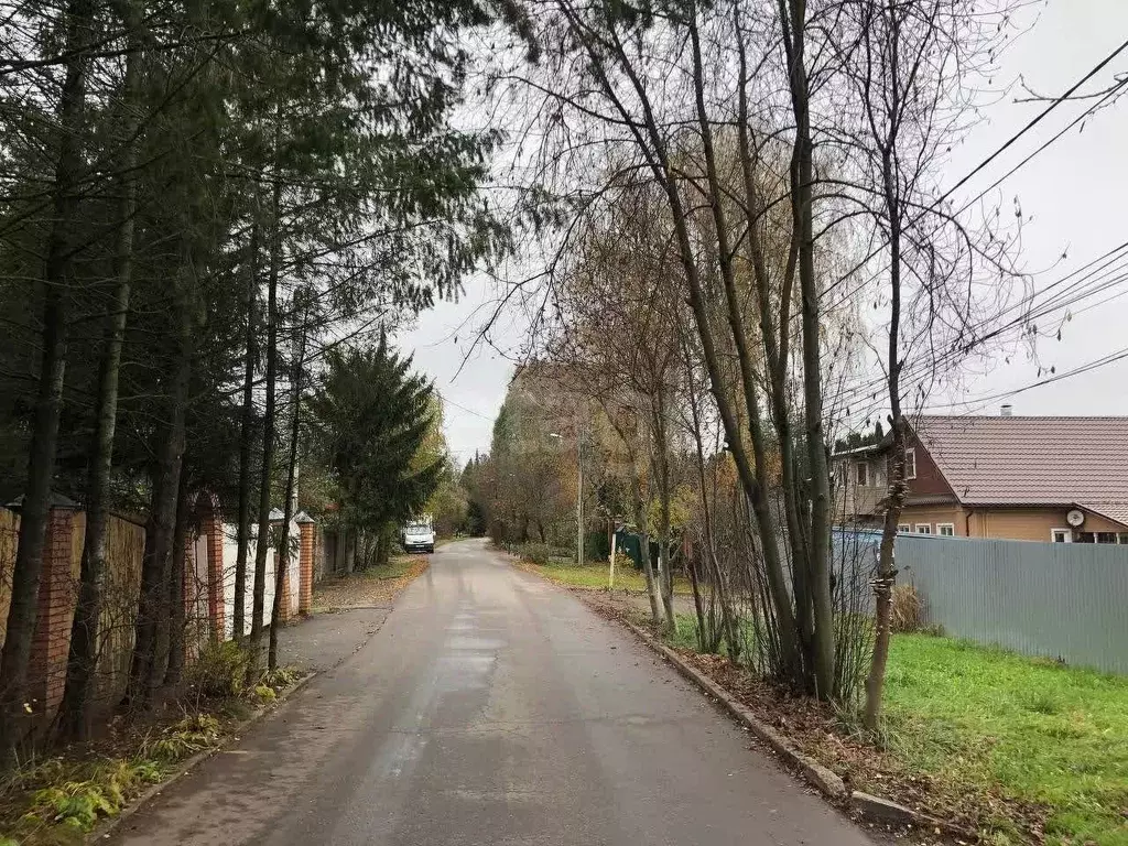 Участок в Московская область, Красногорск городской округ, с. ... - Фото 1