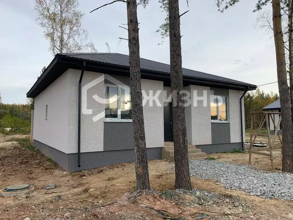 Дом в Свердловская область, Полевской городской округ, с. Курганово ... - Фото 1