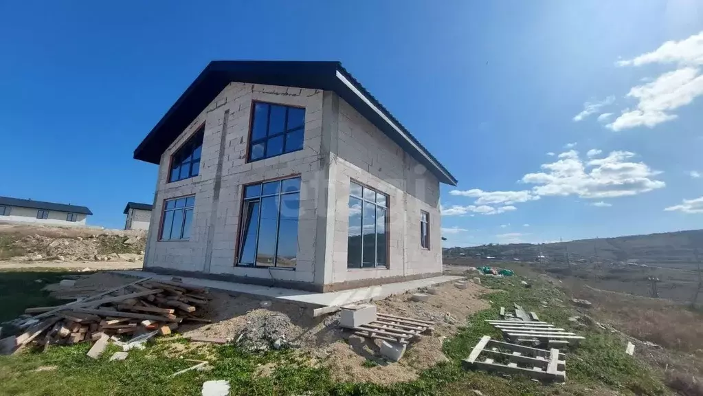 Дом в Крым, Феодосия ул. Сиренная (155 м) - Фото 1