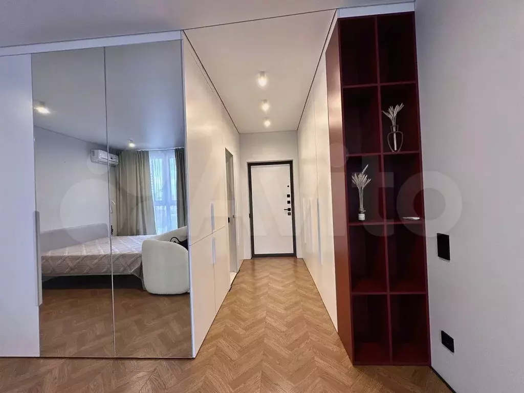 Квартира-студия, 33 м, 12/19 эт. - Фото 0
