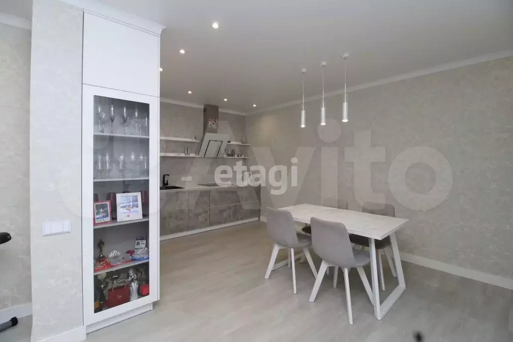 4-к. квартира, 113,5 м, 8/9 эт. - Фото 1