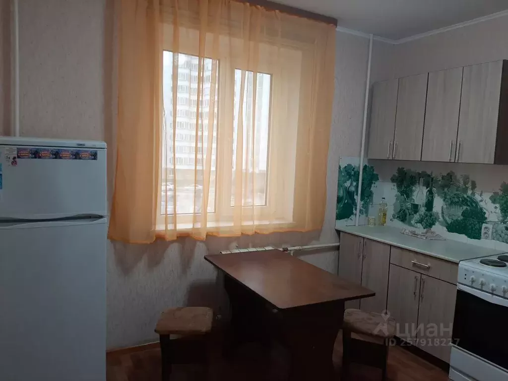 1-к кв. Курская область, Курск просп. Вячеслава Клыкова, 52 (37.0 м) - Фото 2