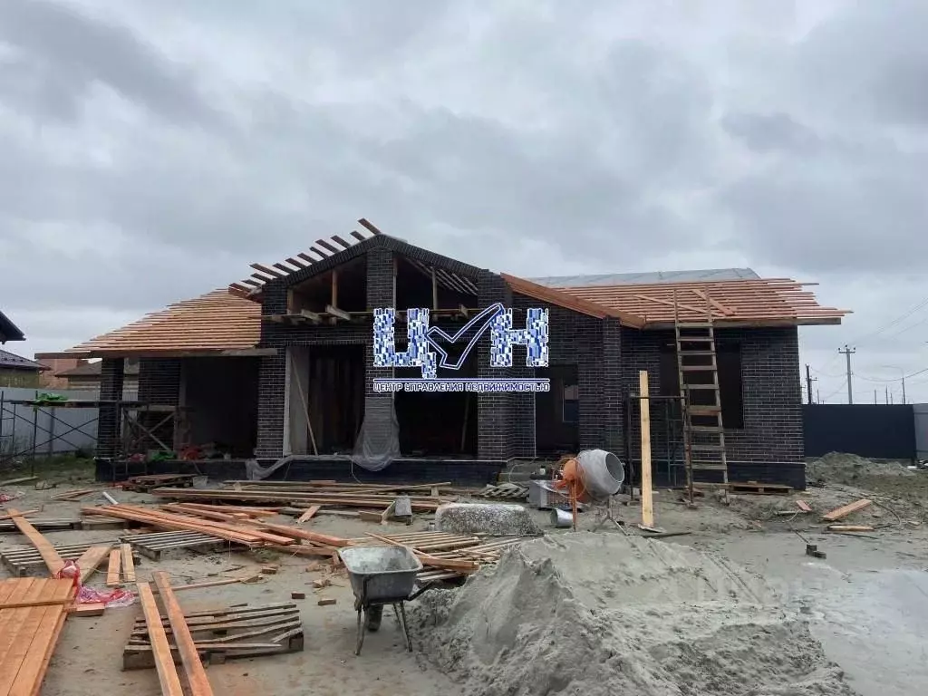 Дом в Курская область, Курский район, Моковский сельсовет, д. Духовец ... - Фото 1