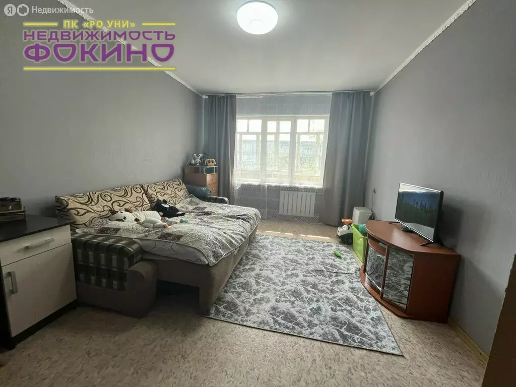 3-комнатная квартира: Фокино, улица Ленина, 13 (62.6 м) - Фото 0
