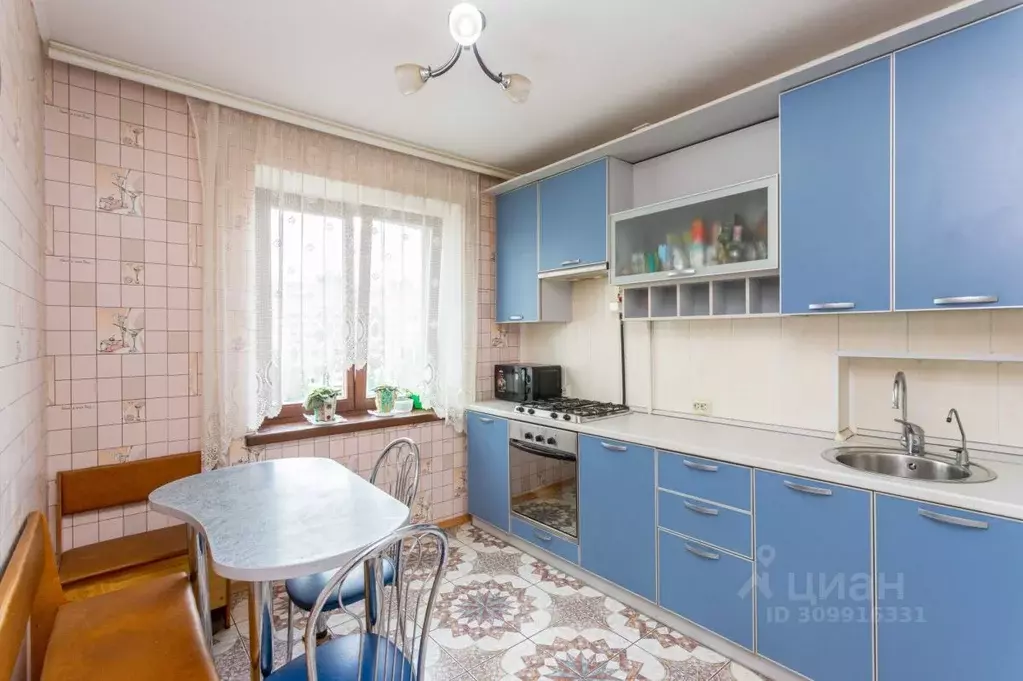 3-к кв. Башкортостан, Уфа ул. Максима Рыльского, 7 (74.1 м) - Фото 2