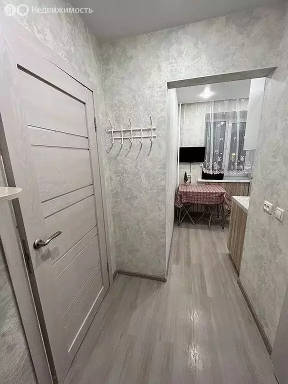 1-комнатная квартира: микрорайон Мелиораторов, улица Мелиораторов, 19 ... - Фото 0