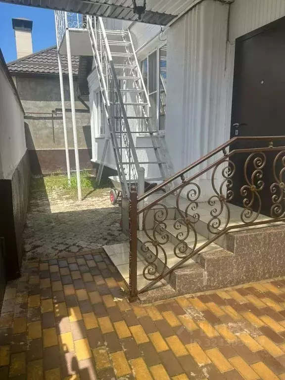 Дом в Кабардино-Балкария, Нальчик ул. Гобедашвили, 15 (120 м) - Фото 2