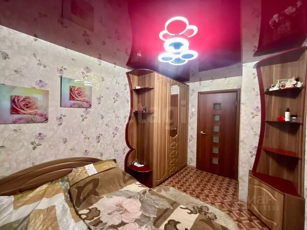 3-к кв. Псковская область, Остров 1 Мая ул., 14/11 (57.2 м) - Фото 1