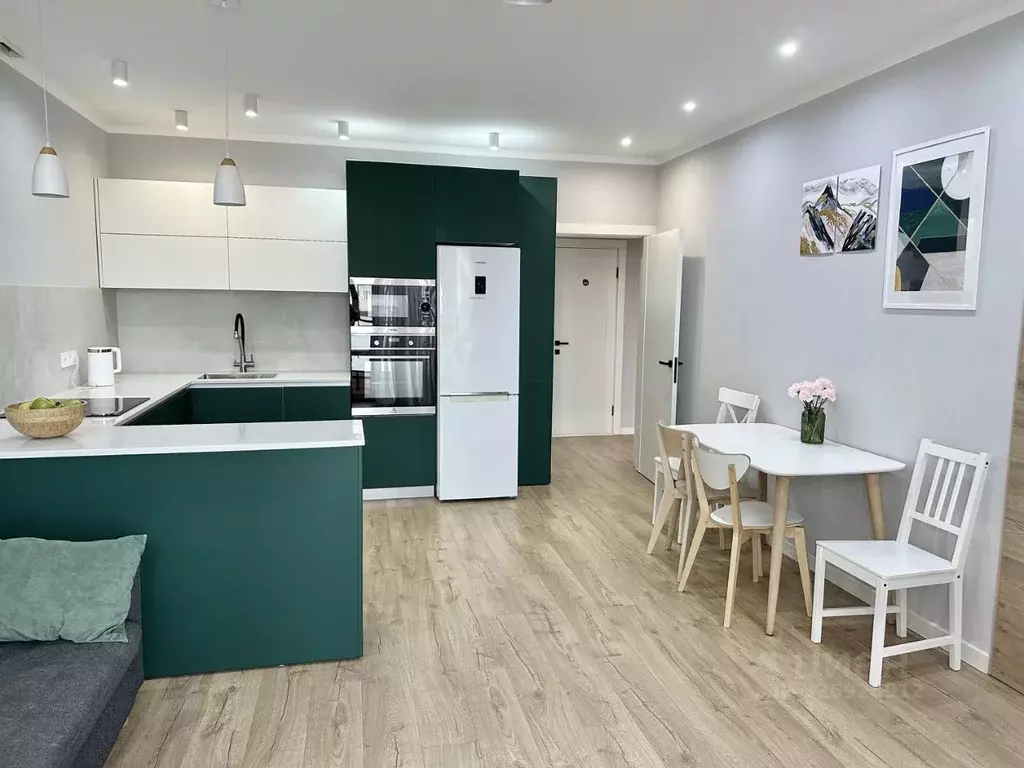 3-к кв. Омская область, Омск ул. Ватутина, 16 (96.0 м) - Фото 1