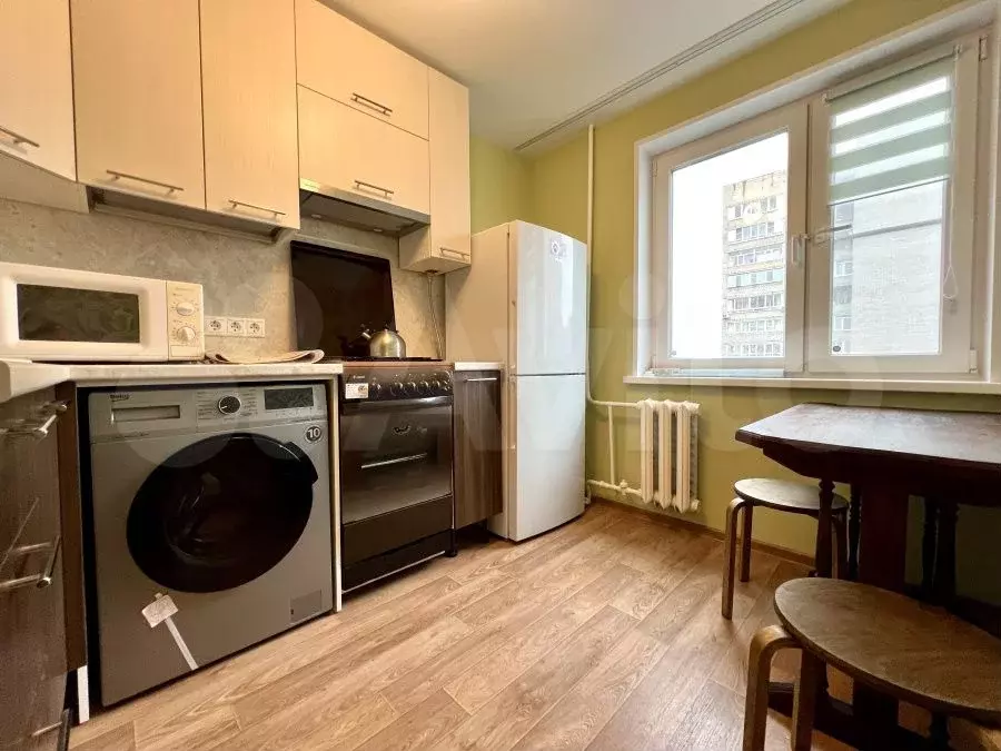 1-к. квартира, 40 м, 4/9 эт. - Фото 1