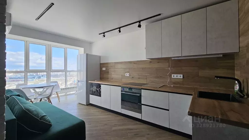 Студия Липецкая область, Липецк ул. Хренникова, 7 (37.0 м) - Фото 1