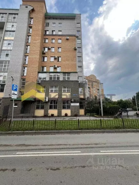 Торговая площадь в Омская область, Омск ул. Чернышевского, 3 (70 м) - Фото 0