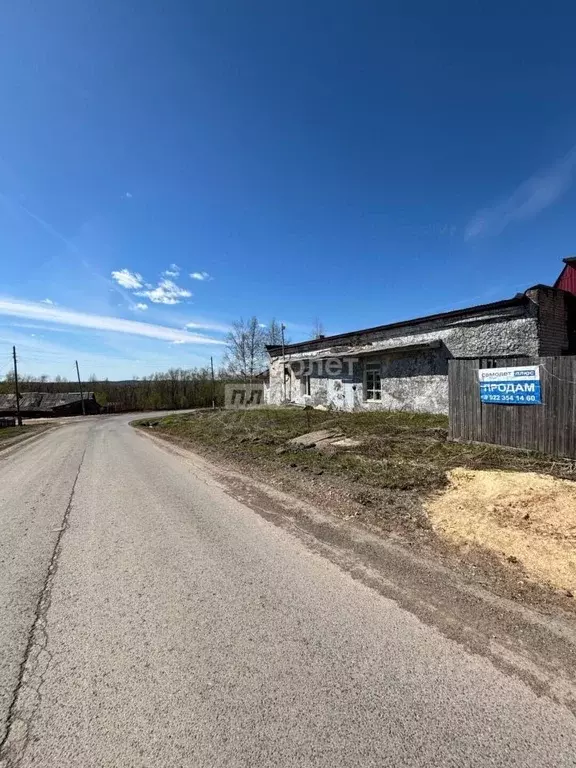 Дом в Пермский край, Гремячинск г. Губахинский муниципальный округ, ... - Фото 1