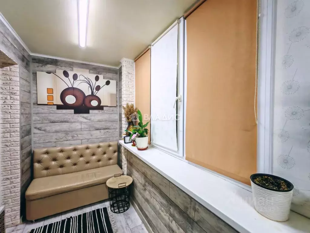 2-к кв. Белгородская область, Белгород Садовая ул., 120б (51.2 м) - Фото 0