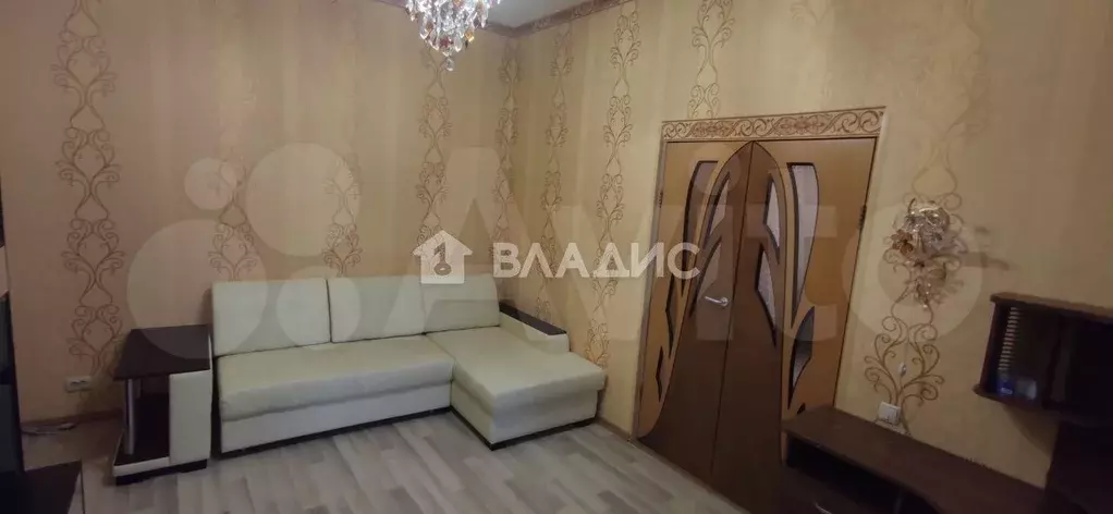2-к. квартира, 60 м, 4/10 эт. - Фото 1