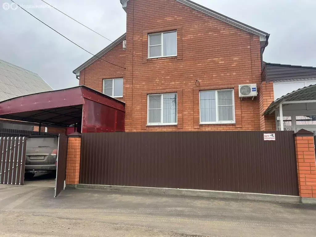 Дом в Цимлянск, Красноармейская улица (204.5 м) - Фото 1