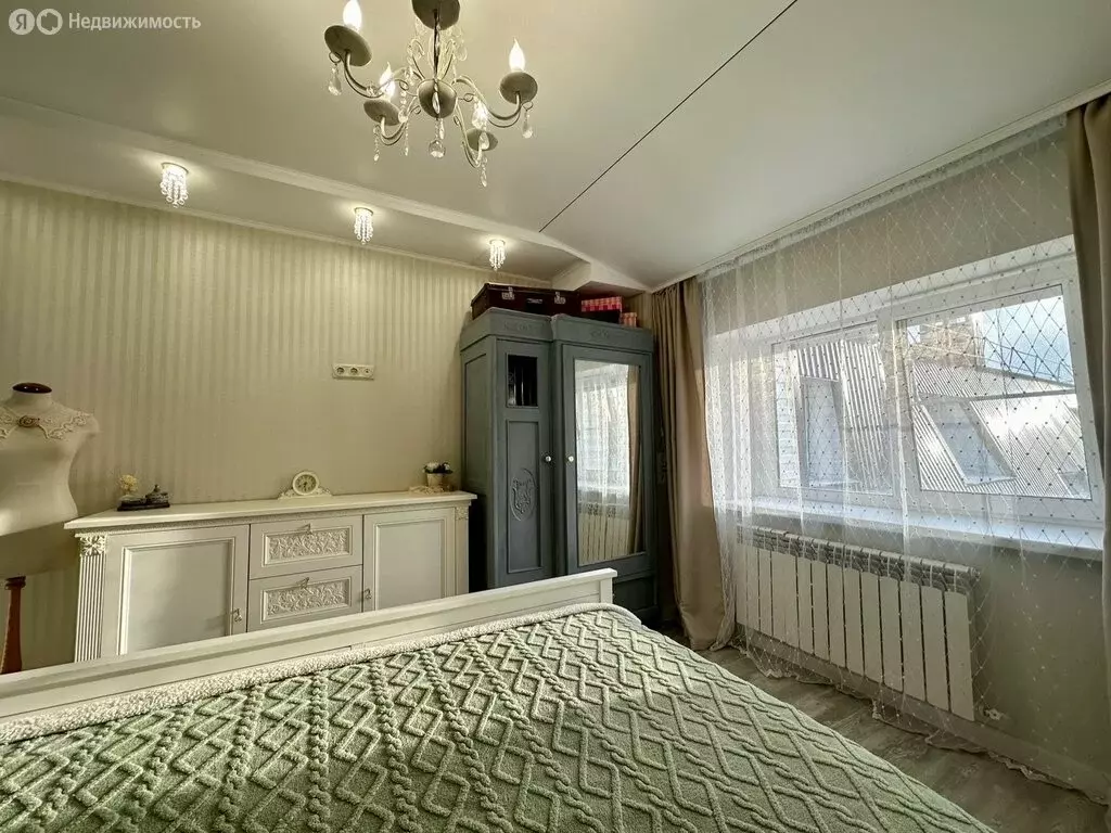 3-комнатная квартира: ставрополь, улица доваторцев, 90а (77 м) - Фото 1