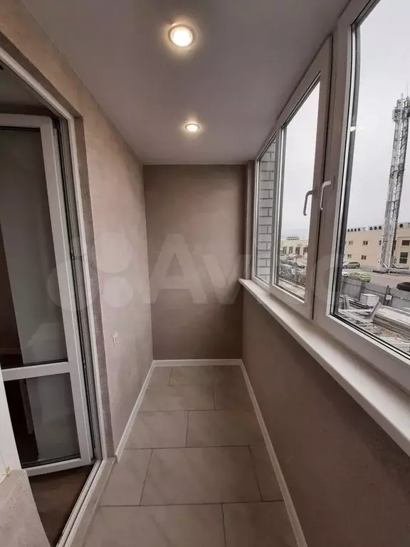 1-к. квартира, 55 м, 2/9 эт. - Фото 1