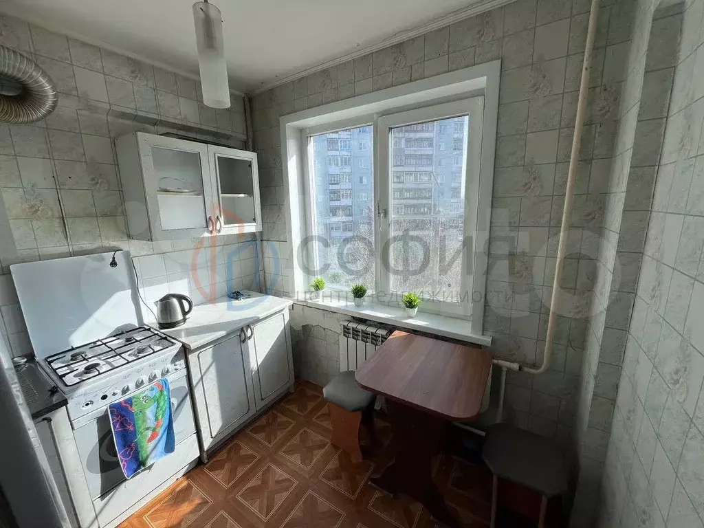 2-к. квартира, 42,2 м, 4/9 эт. - Фото 0