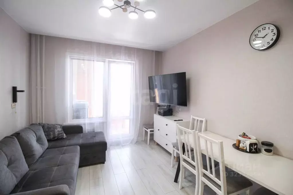 1-к кв. Алтайский край, Барнаул ул. Солнечная Поляна, 85 (49.3 м) - Фото 1