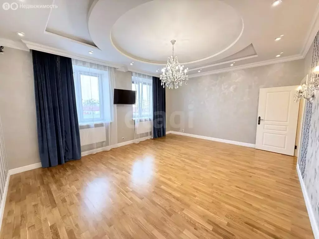 Квартира-студия: Тюмень, улица Короленко, 12 (46 м) - Фото 2