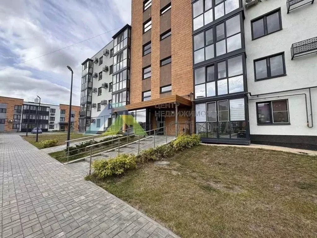 1-к кв. Волгоградская область, Волгоград ул. Добрушина, 49 (37.4 м) - Фото 0