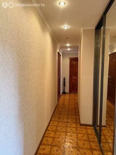 3-комнатная квартира: Балаково, улица 30 лет Победы, 19 (90 м) - Фото 0
