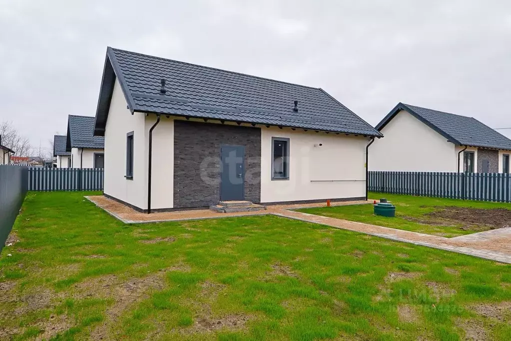 Дом в Калининградская область, Гурьевский муниципальный округ, пос. ... - Фото 2