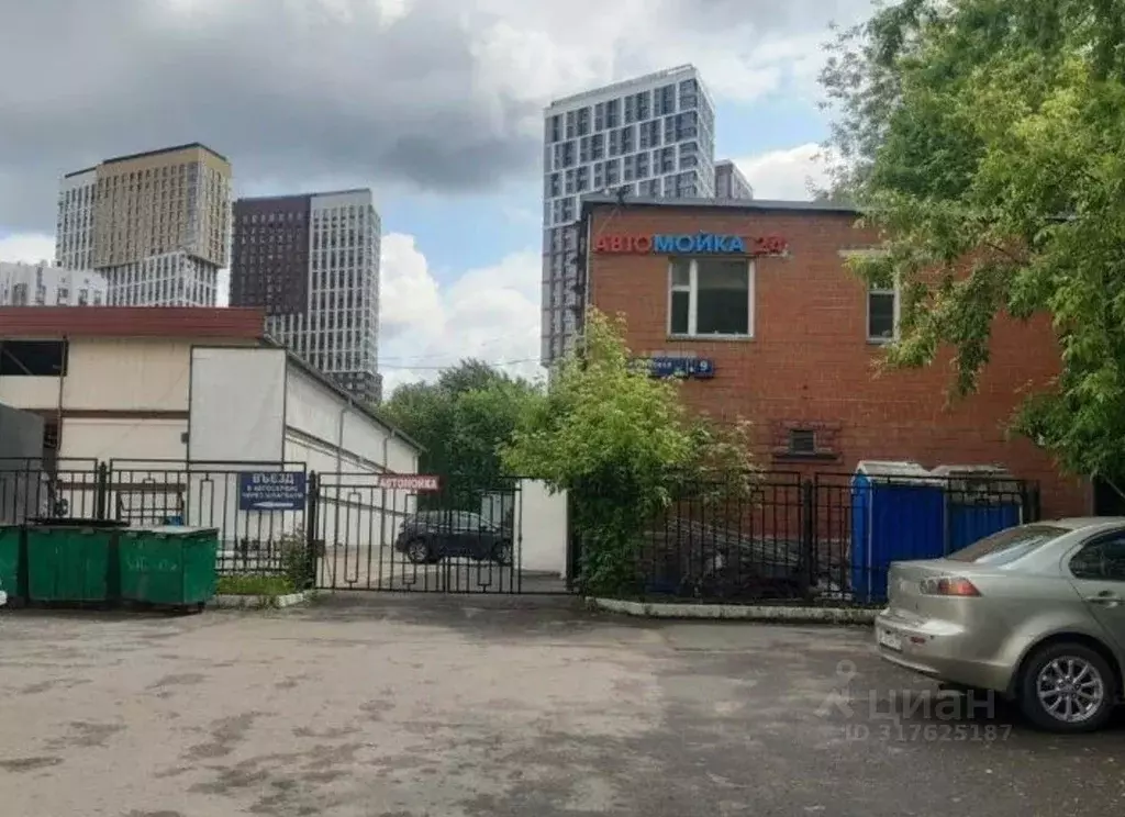 Гараж в Москва Рябиновая ул., 9 (17 м) - Фото 1