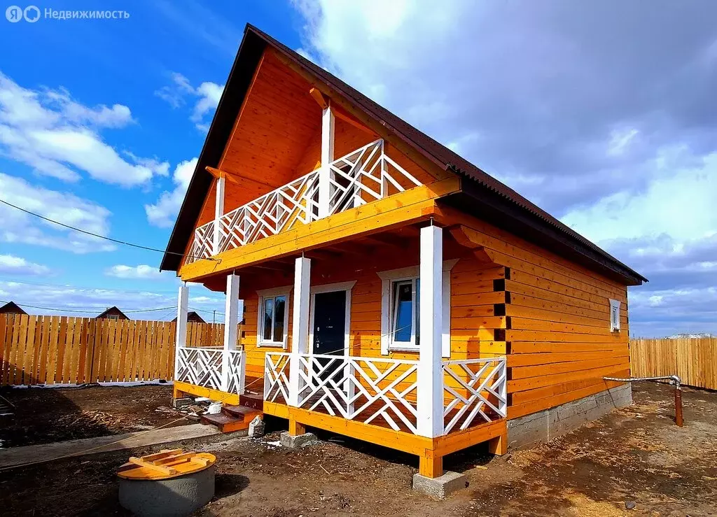 Дом в село Урик, Тенистая улица (150 м) - Фото 0