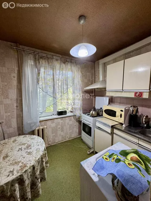 2-комнатная квартира: Астрахань, улица Михаила Луконина, 12к2 (45 м) - Фото 1