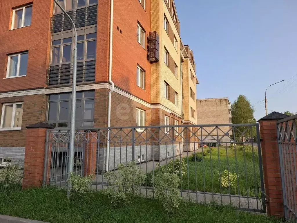 2-к кв. Ярославская область, Рыбинск Волочаевская ул., 45А (61.8 м) - Фото 0