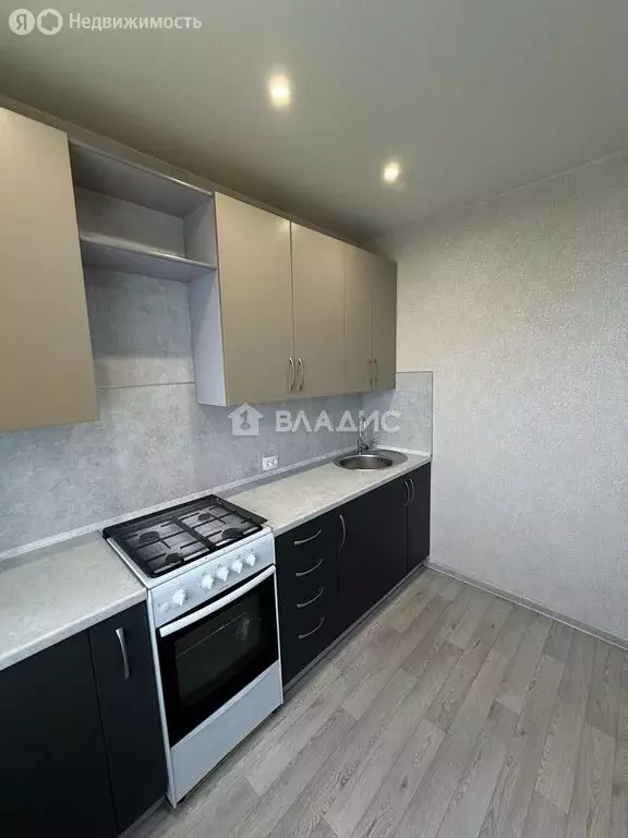 1-комнатная квартира: Нижний Новгород, улица Федосеенко, 4 (37.7 м) - Фото 2