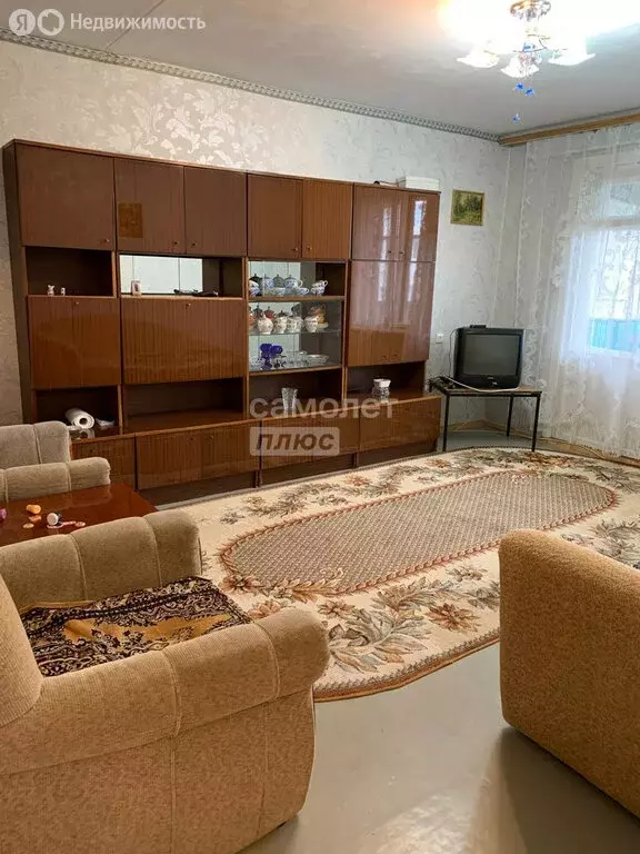 3-комнатная квартира: Нижнекамск, проспект Химиков, 96 (60.1 м) - Фото 1