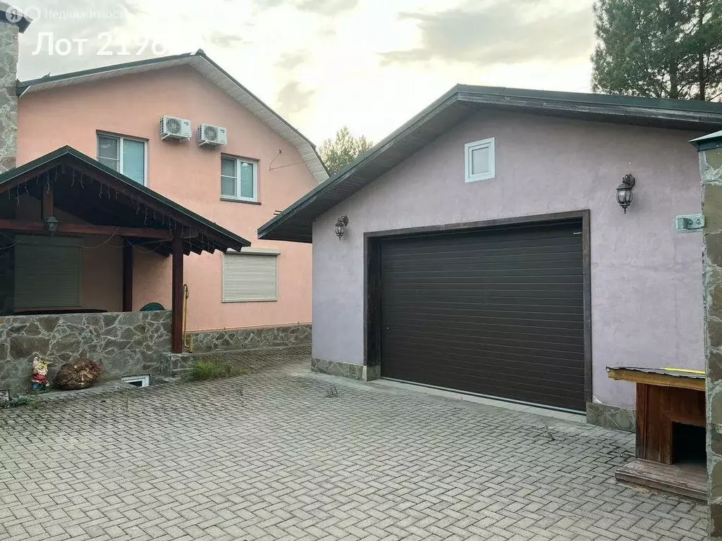 Дом в деревня Красновидово, Кленовая улица, 4 (290 м) - Фото 1