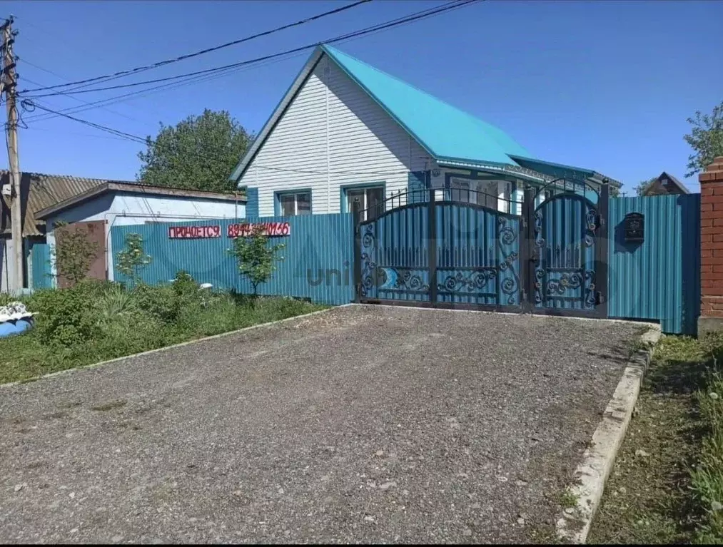 Дом в Башкортостан, Иглинский сельсовет, с. Иглино ул. Горького, 15 ... - Фото 0