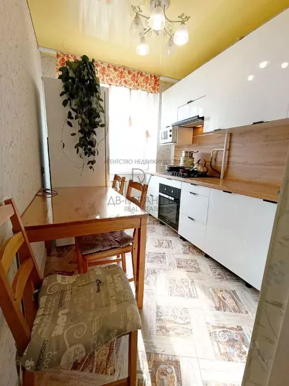 2-к кв. Хабаровский край, Комсомольск-на-Амуре ул. Дикопольцева, 31к5 ... - Фото 2