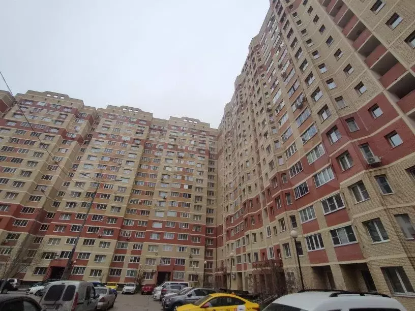 1-к. квартира, 41,4 м, 7/17 эт. - Фото 0