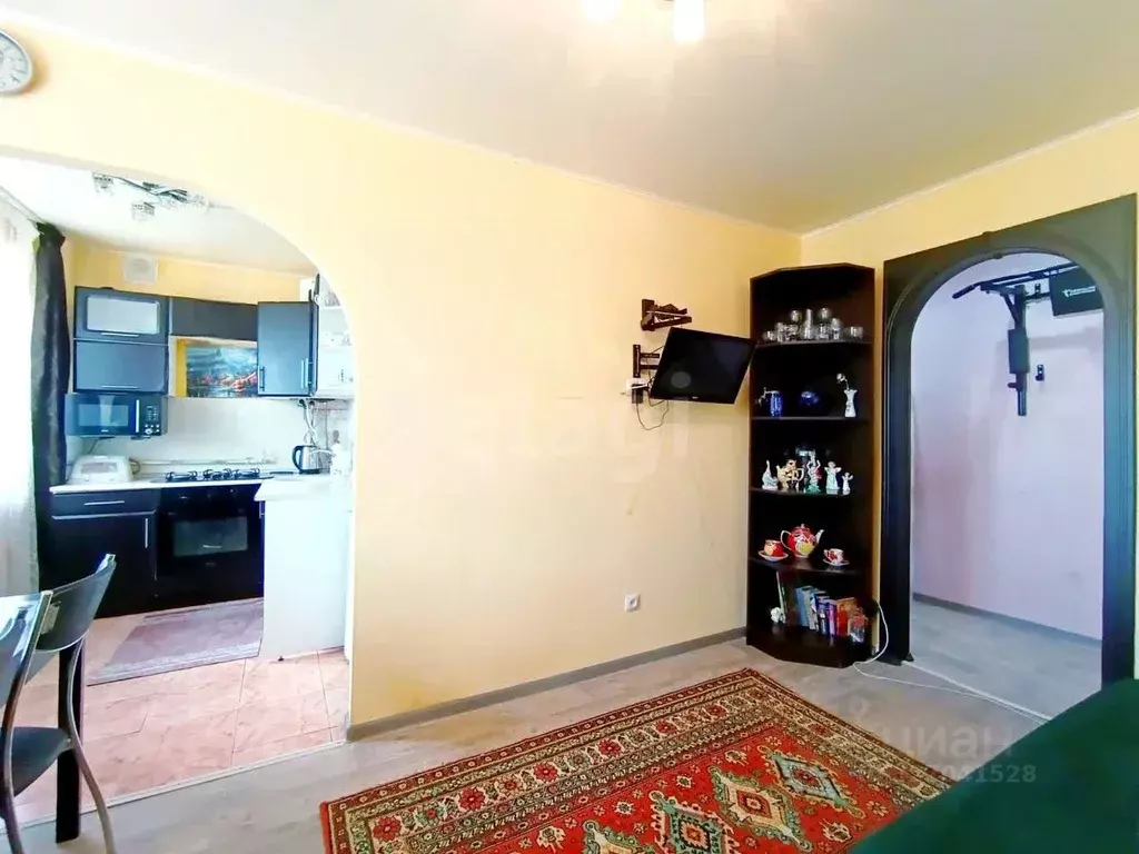 3-к кв. Смоленская область, с. Вязьма-Брянская ул. Авиационная, 4 ... - Фото 1