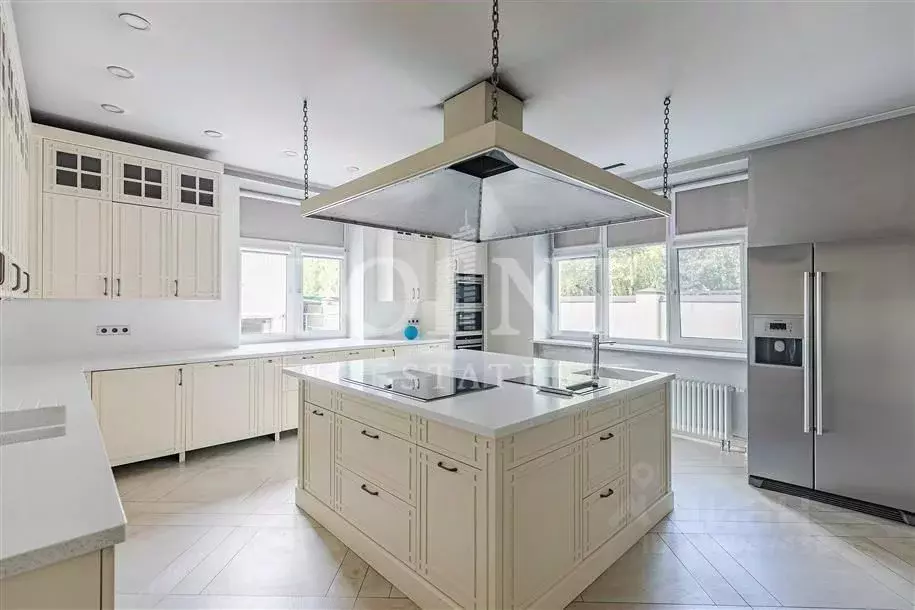 Коттедж в Московская область, Одинцовский городской округ, с. ... - Фото 2