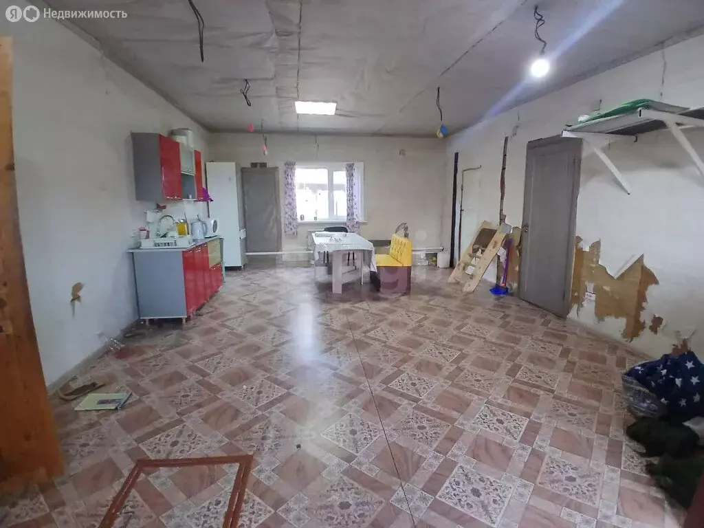 Дом в Улан-Удэ, микрорайон Тулунжа, Рощинская улица (115 м) - Фото 0