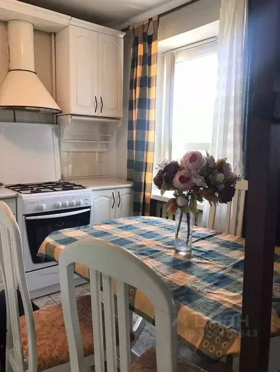 4-к кв. Волгоградская область, Волгоград ул. Кирова, 107Б (74.3 м) - Фото 1