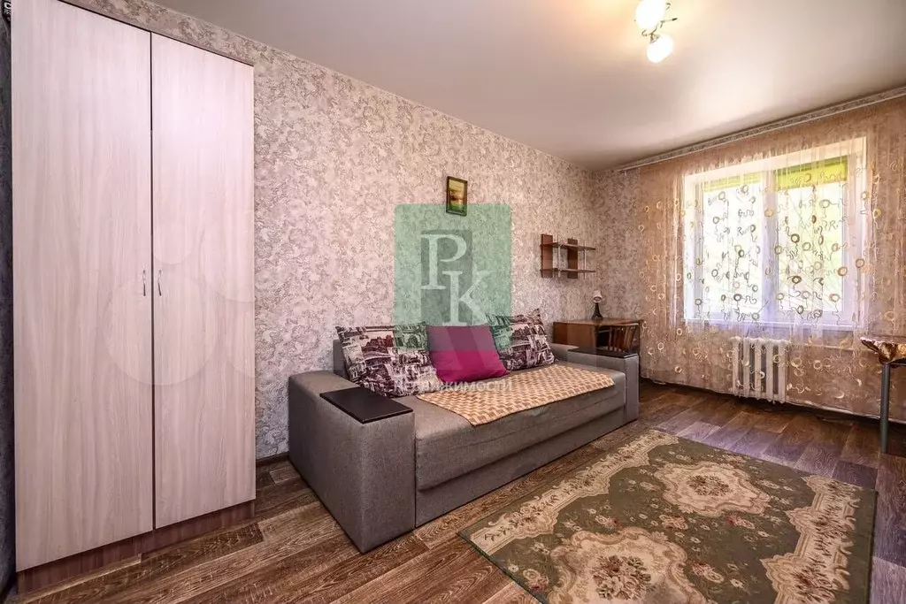 Комната 16,8 м в 1-к., 1/2 эт. - Фото 1
