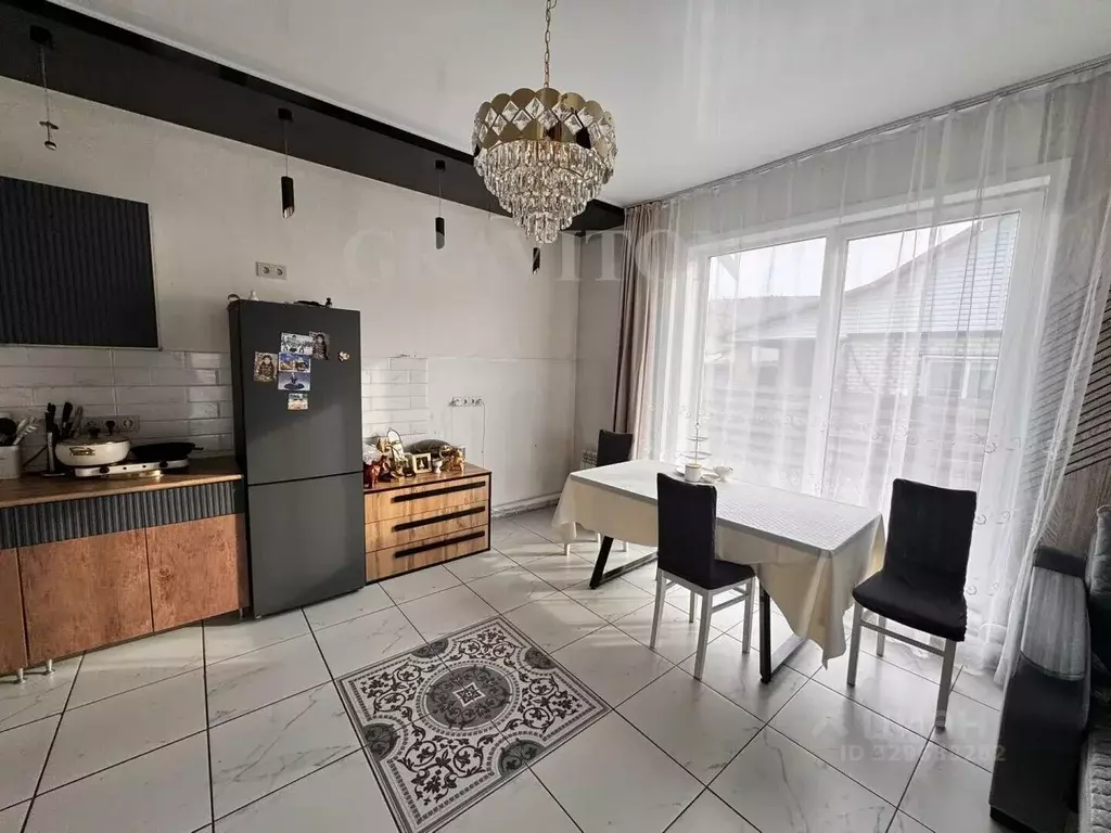 Дом в Алтай, Горно-Алтайск ул. Ленина, 181 (130 м) - Фото 1