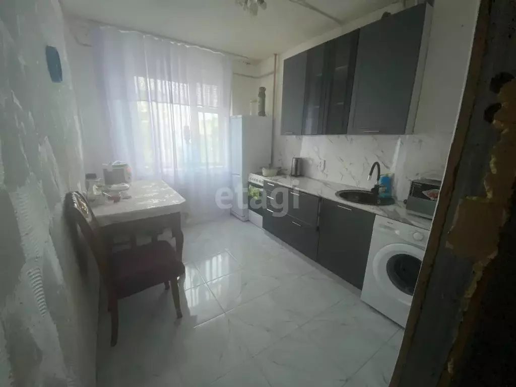 Квартира, 4 комнаты, 74 м - Фото 1