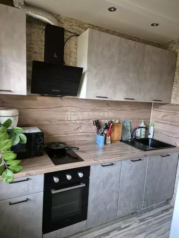 2-к кв. Новосибирская область, Новосибирск Театральная ул., 40 (42.0 ... - Фото 0