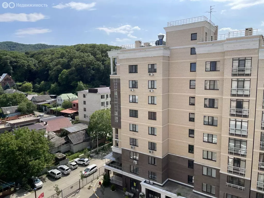 2-комнатная квартира: Горячий Ключ, улица Ленина, 8 (78 м) - Фото 0