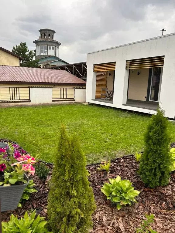 Дом в Саратовская область, Энгельсский район, Красноярское ... - Фото 0