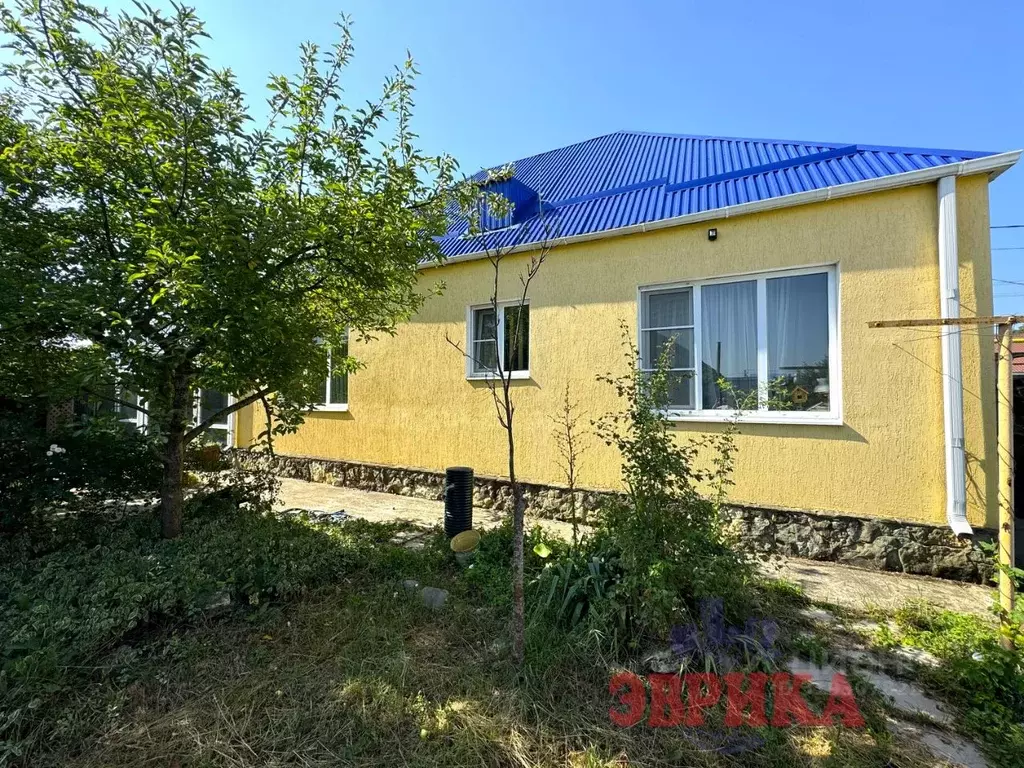 Дом в Краснодарский край, Крымск ул. Луначарского, 41Б (113 м) - Фото 0